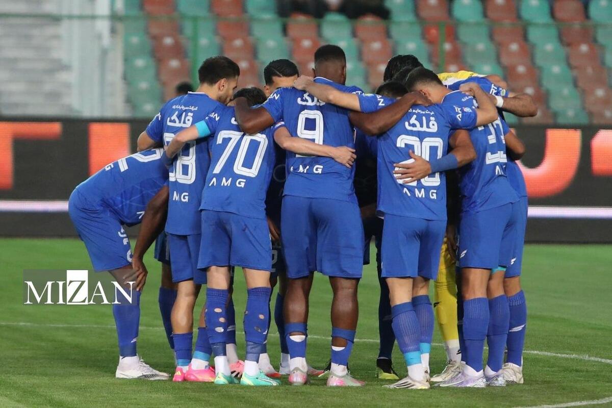 پایان تنش‌ها در استقلال؟/ از جنجال خداحافظی مدافع میلیاردی تا آتش‌بس موقت بین کادرفنی و بازیکنان