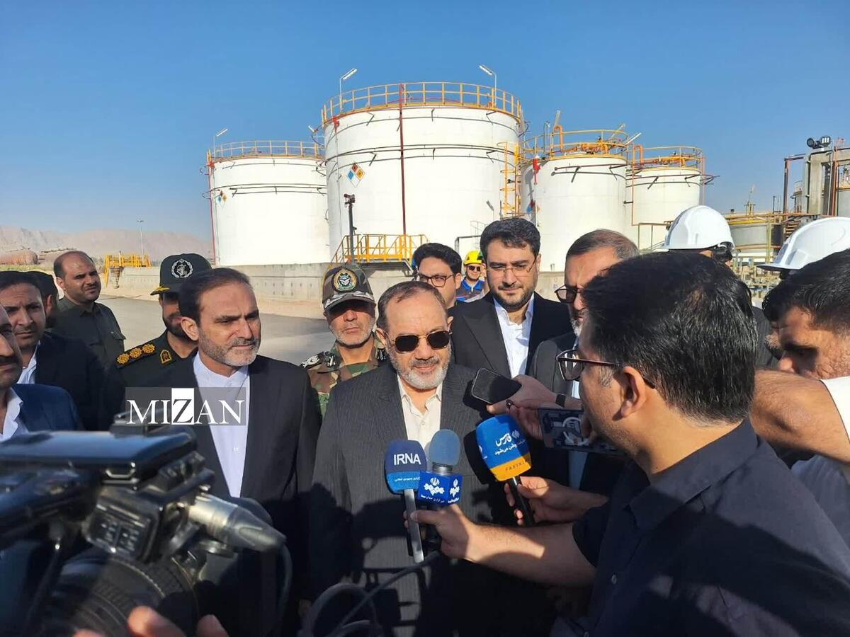 وزیر دفاع: تکلیف داریم سرریز علم و دانش وزارت دفاع را به صنایع غیرنظامی منتقل کنیم