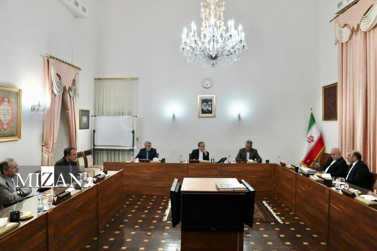 برگزاری جلسه مشورتی سفرای ایران در برلین، پاریس و لندن در وزارت امور خارجه