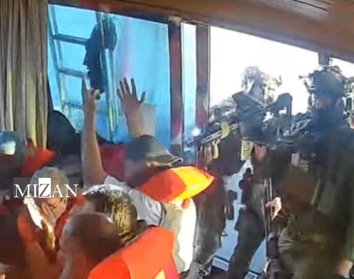 رژیم صهیونیستی بیش از ۴۰ کشتی ناوگان صمود را توقیف کرد/ انتقال فعالان به اراضی اشغالی