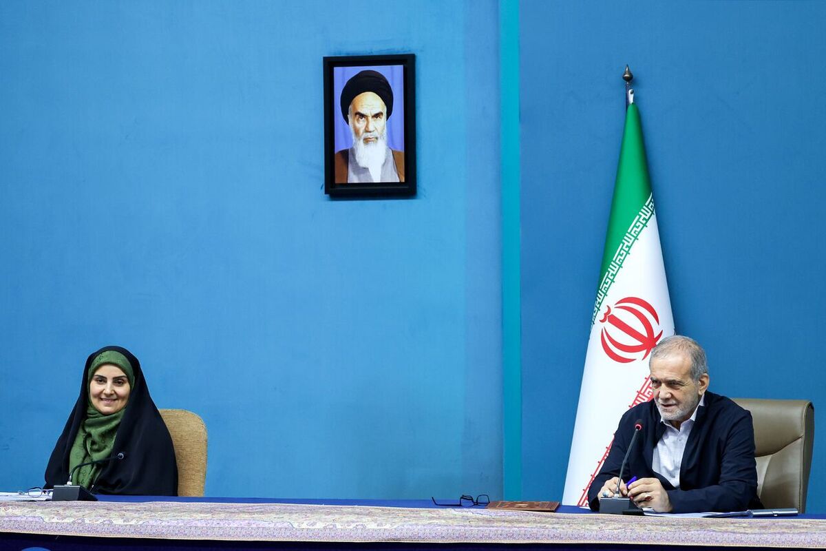 افتتاح طرح «در مسیر تحول» در وزارت راه و شهرسازی/ بهره‌برداری همزمان از ۵۷ هزار واحد مسکونی و ۲۰۲ پروژه حمل‌ونقلی