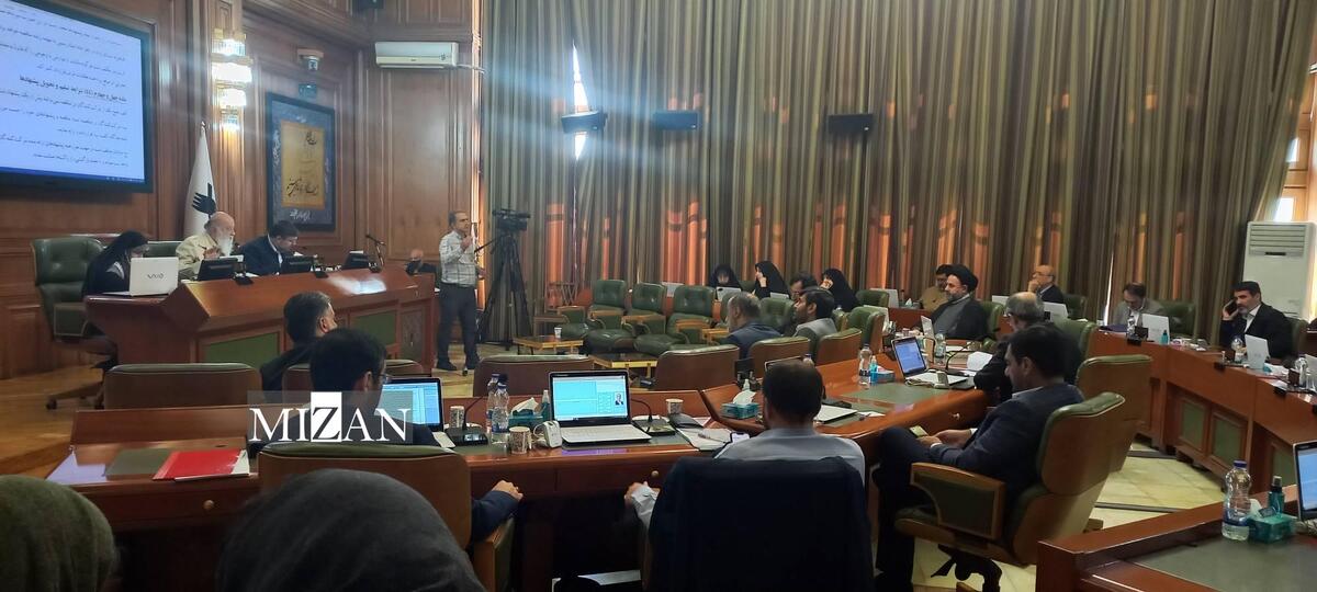 آنچه در جلسه امروز شورای اسلامی شهر تهران گذشت؛ از اصلاح مصوبه مکان‌یابی و احداث آرامستان جدید پایتخت تا درخواست از وزرات بهداشت برای پیگیری فراهم آوردن شرایط اسکان همراهان بیمار