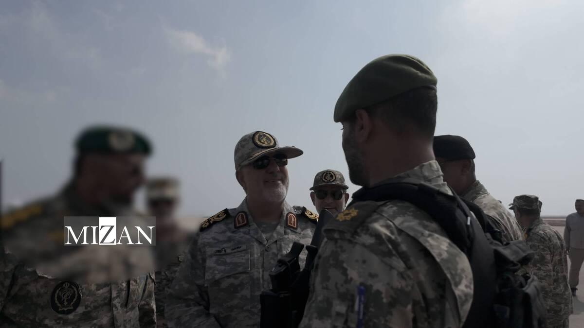 سرلشکر پاکپور: نیروی دریایی سپاه جواب حرکت دشمن را با آمادگی کامل خواهد داد