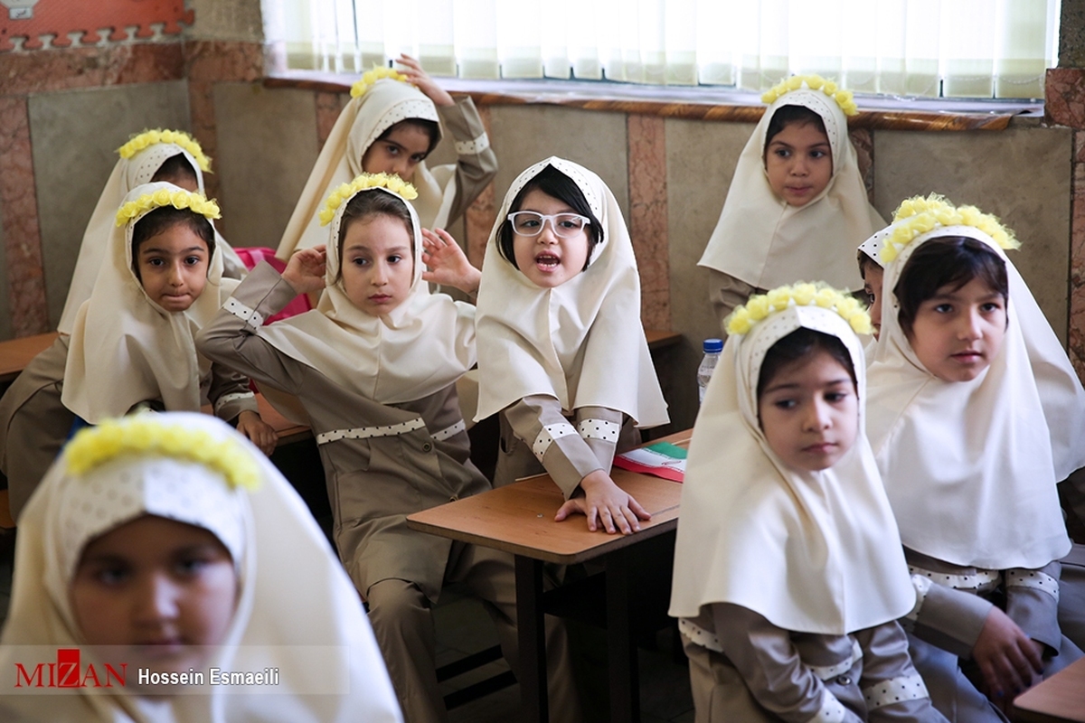 آغاز تحصیل از سن پایین به سود دانش‌آموزان است یا به ضررشان؟