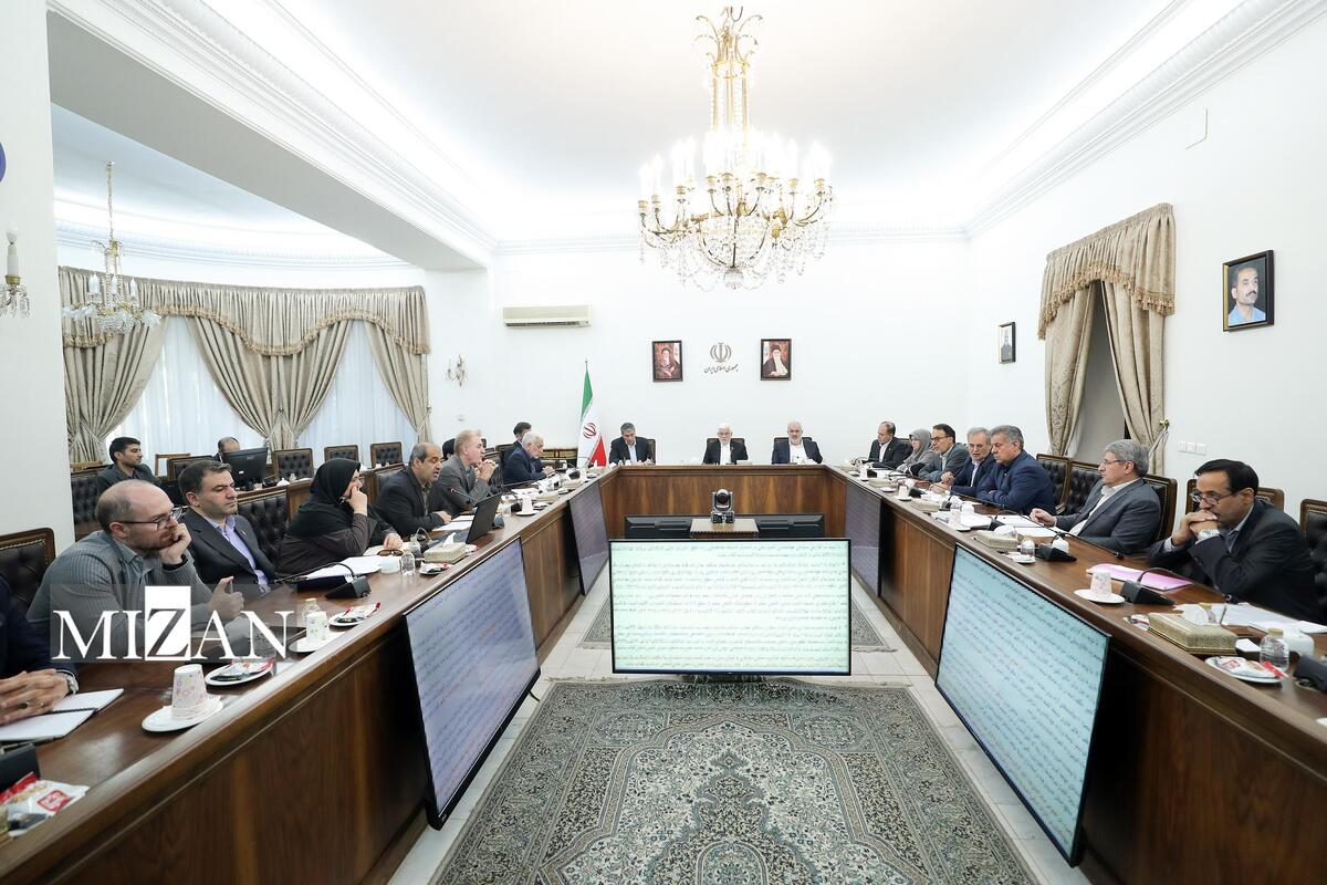 عارف: حل مسئله آب نیازمند تصمیمات و اقدامات ملی است