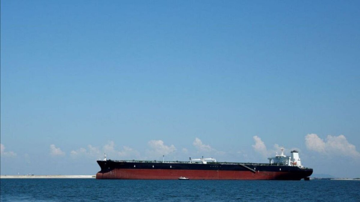 صدور کیفرخواست برای ۱۷ نفر از متهمین پرونده کشتی خارجی حامل سوخت قاچاق در استان هرمزگان