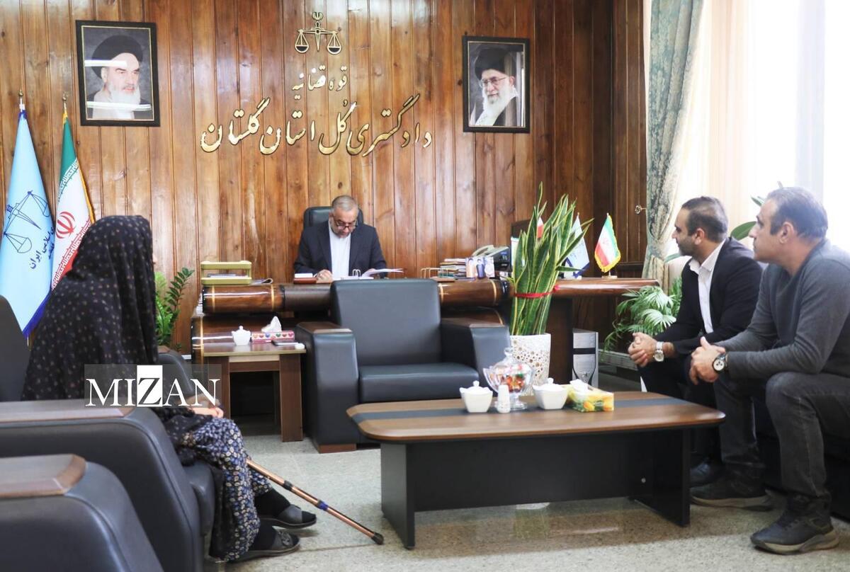 مسئولان قضایی دادگستری گلستان به درخواست ۴۹۵ نفر از مراجعان در ملاقات مردمی رسیدگی کردند