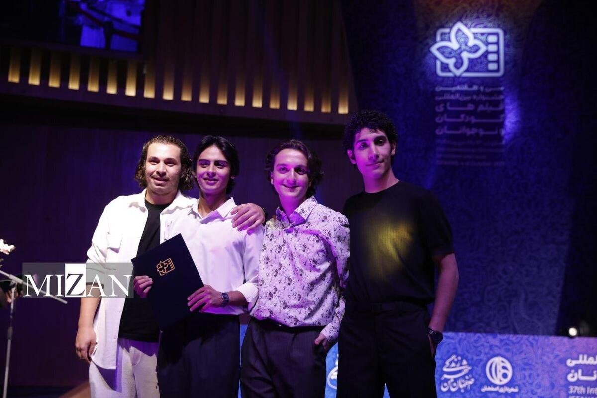 برگزیدگان جشنواره فیلم‌های کودکان و نوجوانان معرفی شدند/ ۸ پروانه زرین برای «بچه مردم»