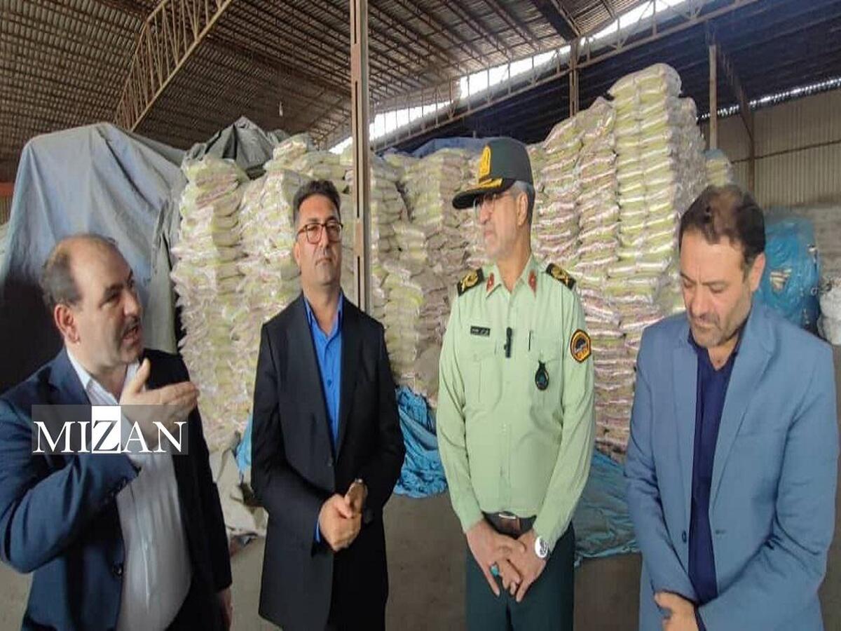 کشف بیش از ۱۶۰۰ تن برنج احتکار شده در بندرعباس/ دستور توزیع برنج‌ها در بازار صادر شد