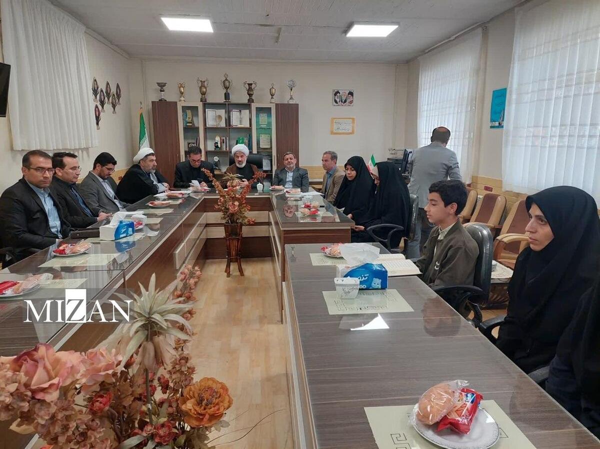 اجرای طرح قاضی در مدرسه در کاهش آسیب‌های اجتماعی بسیار مؤثر است 