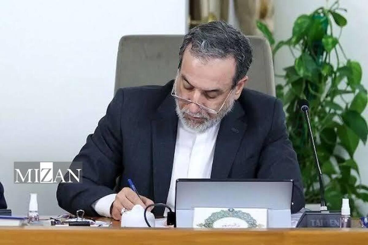 عراقچی: موفقیت پولادمردان وزنه‌برداری محصول هماهنگی مثال‌زدنی زیر پرچم ایران است