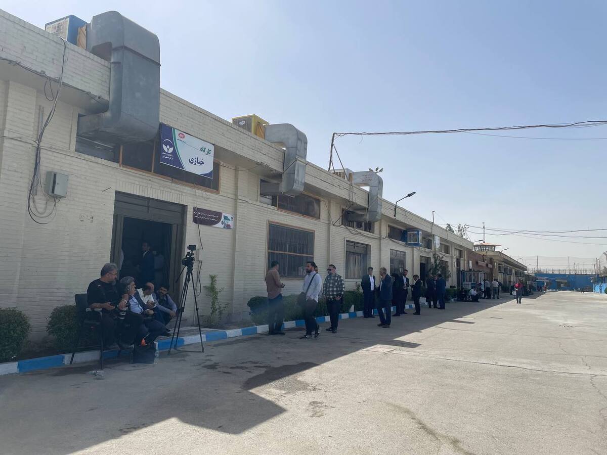 یازدهمین تور نظارتی قوه قضاییه/ بازدید اصحاب رسانه از ۲۳ کارگاه اشتغال زندانیان استان اصفهان با ظرفیت بیش از ۴ هزار نفر/ محکومانی که پس از عفو بلافاصله جذب بازار کار می‌‍‌شوند