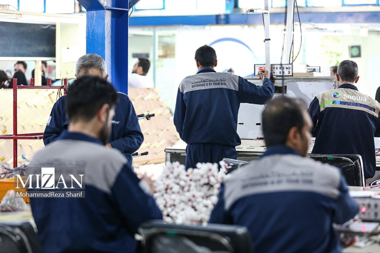 یازدهمین تور نظارتی قوه قضاییه/ عفو و اشتغال محکومان، محور یازدهمین تور نظارتی قوه قضاییه با حضور بیش از ۴۰ خبرنگار و عکاس از ۲۵ رسانه مختلف در استان اصفهان/ قوه قضاییه برای کسب‌وکار مددجویان پس از عفو هم برنامه دارد