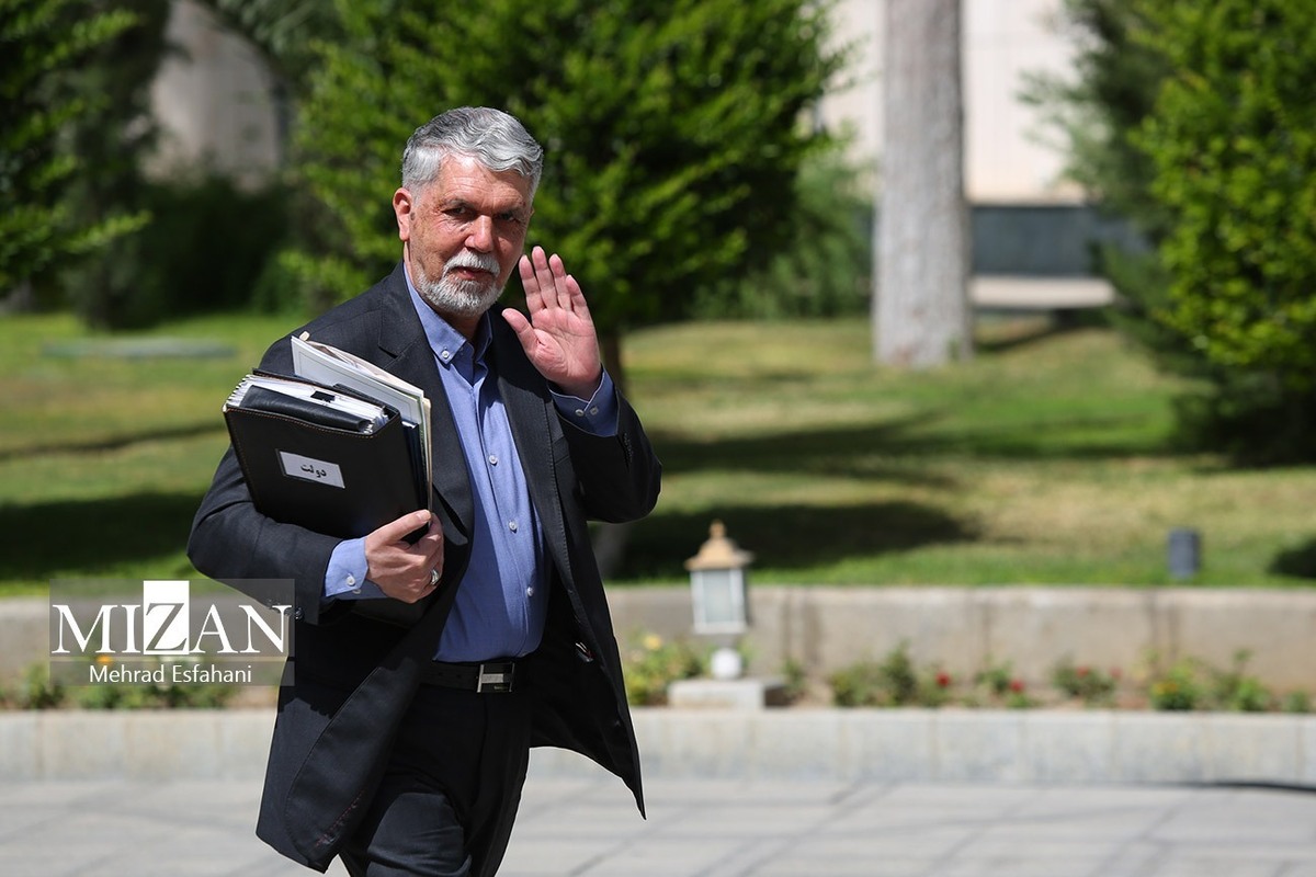 وزیر فرهنگ: اجرای کنسرت خیابانی شجریان مستلزم مقدمات فنی، امنیتی و عمومی است/ تصمیمی برای برگزاری نمایشگاه مطبوعات نداریم  + فیلم