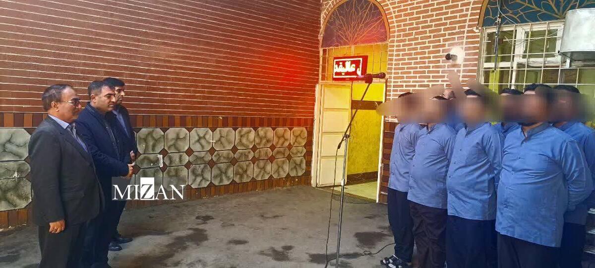 دادستان مرکز استان آذربایجان شرقی همزمان با هفته دفاع مقدس از زندان مرکزی تبریز بازدید کرد