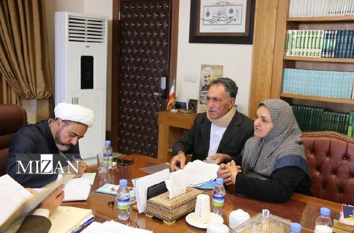 رئیس دیوان عدالت اداری به مشکلات ۱۰ نفر از مراجعان در ملاقات مردمی رسیدگی کرد