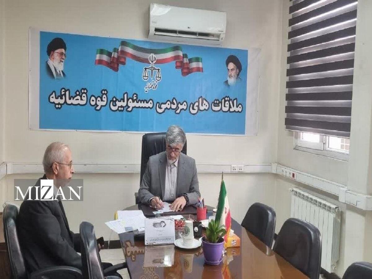 سرپرست مجتمع قضایی خانواده ۲ و سرپرست دادسرای ناحیه ۲۴ تهران در مرکز ارتباطات مردمی قوه قضاییه به درخواست‌های مراجعان رسیدگی کردند