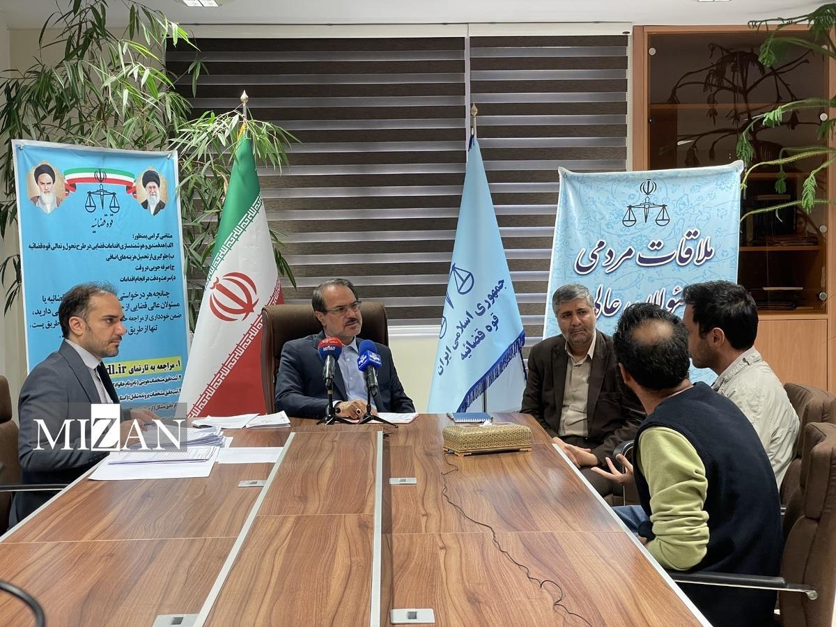 رئیس سازمان بازرسی شکایات ۱۱ مراجعه‌کننده را برای رسیدگی دقیق و کارشناسانه به معاونت‌های تخصصی سازمان ارجاع داد