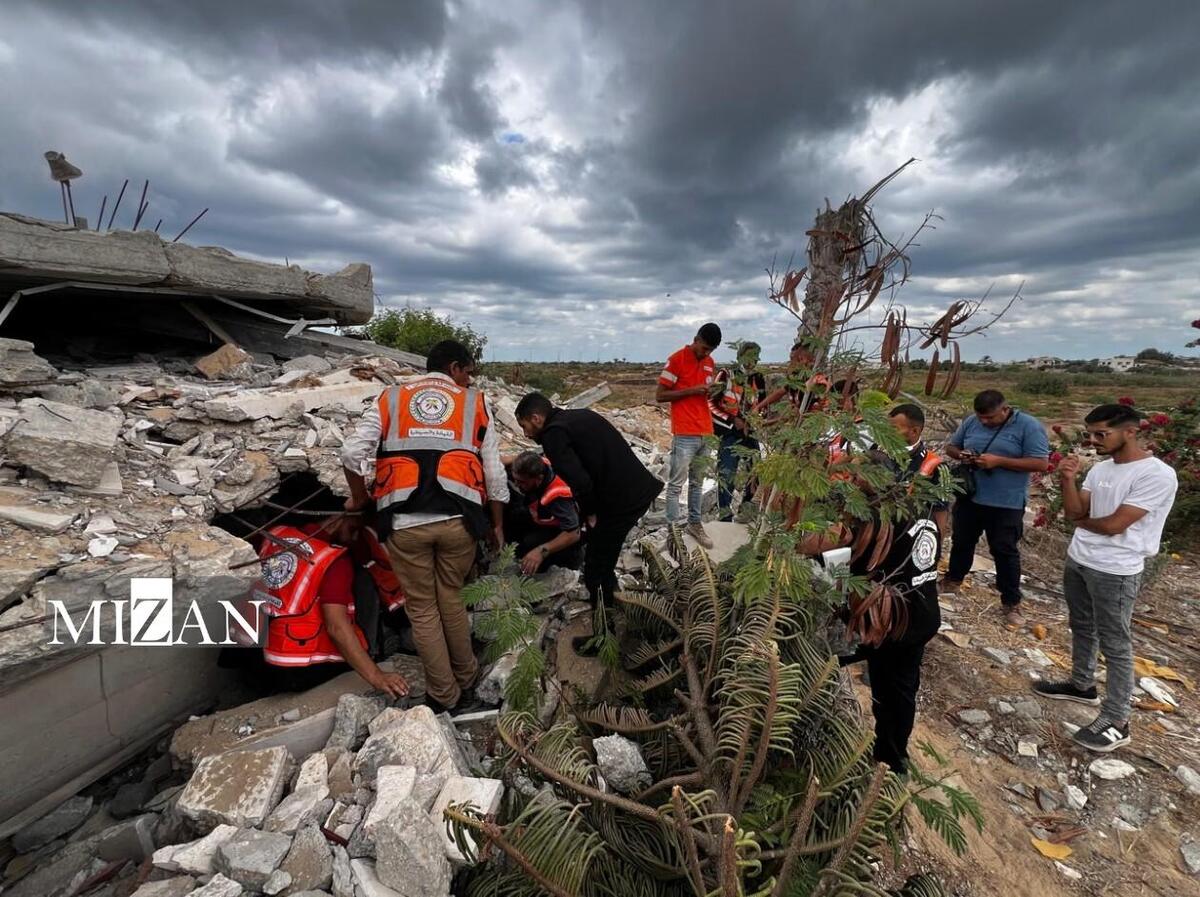 آغاز جست‌وجو برای یافتن ۱۰ هزار پیکر از زیر ۶۰ میلیون تن آوار غزه