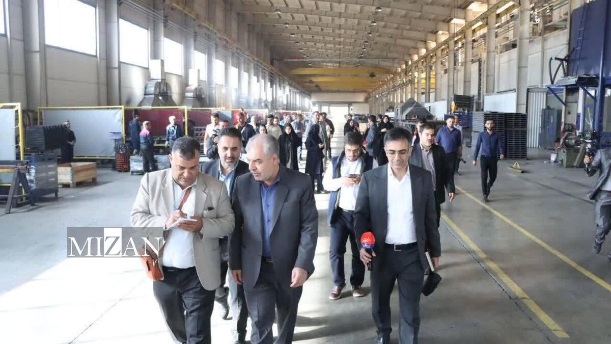 بازدید از هلدینگ مارال صنعت اولین مقصد دومین تور نظارتی دادگستری آذربایجان غربی/ اشتغال ۲ هزار زندانی در کارگاه‌های تولیدی استان