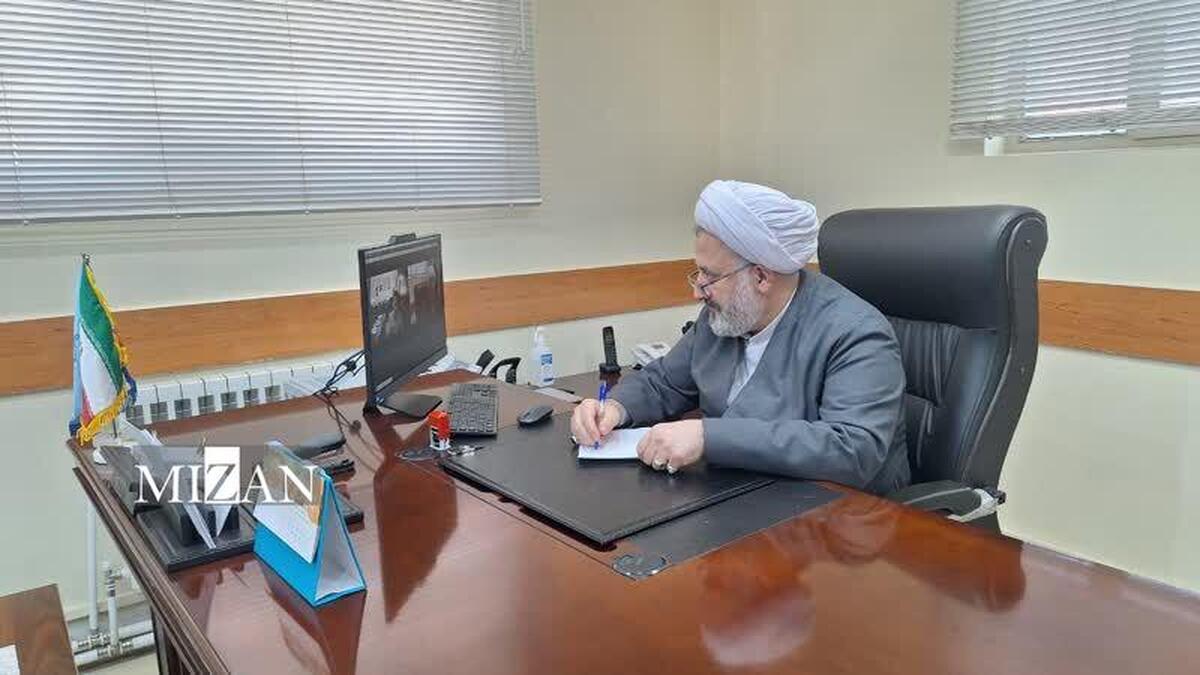 ملاقات عمومی مسئولان قضایی لرستان با ۱۱۷ نفر از مراجعان برگزار شد