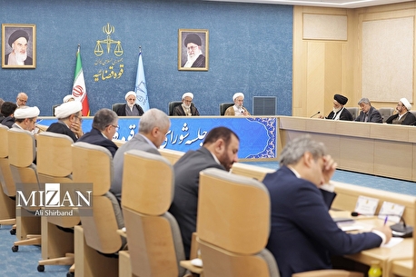 دستور رئیس قوه قضاییه به مقامات قضایی ذی‌صلاح برای کنترل بازار و مقابله قاطعانه با گرانفروشی و احتکار کالا