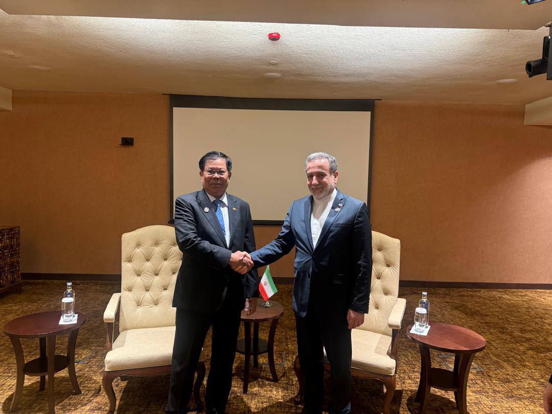 سفر وزیر امور خارجه به اوگاندا/ عراقچی: ادعای بازگشت قطعنامه‌های لغوشده علیه ایران نباید واجد اثر حقوقی شناخته شود