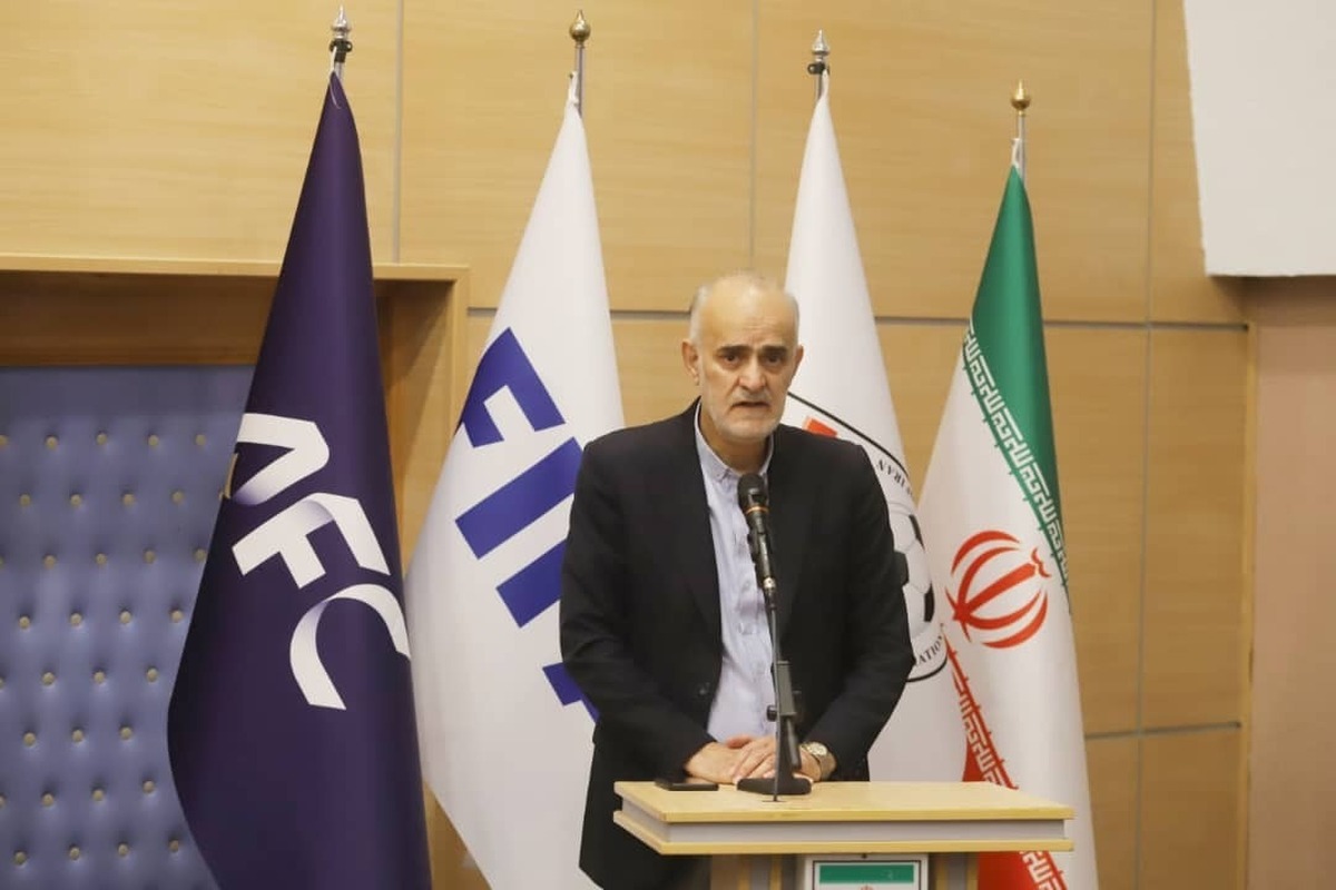 نبی: پوشیدن پیراهن تیم ملی مثل دفاع از خاک کشور است/ نتیجه بدون اخلاق ورزشی ارزشی ندارد