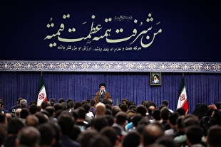 تحلیل رهبر انقلاب از یاوه‌گویی‌های رئیس‌جمهور آمریکا در فلسطین اشغالی: صهیونیست‌ها مأیوسند؛ رفت به آن‌ها روحیه بدهد