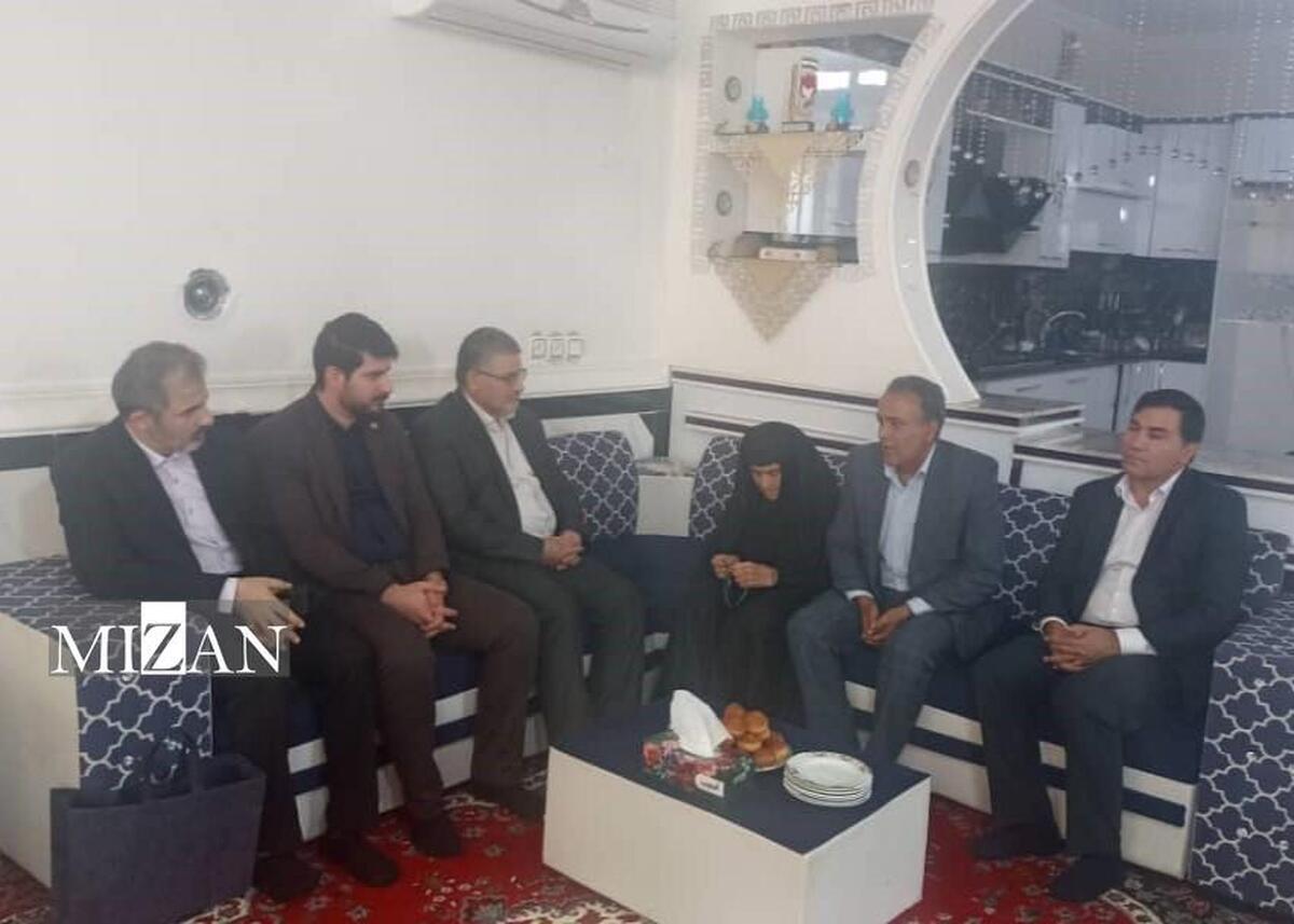 رئیس سازمان پزشکی قانونی کشور: خانواده شهدا، چشم و چراغ مردم و کشورند