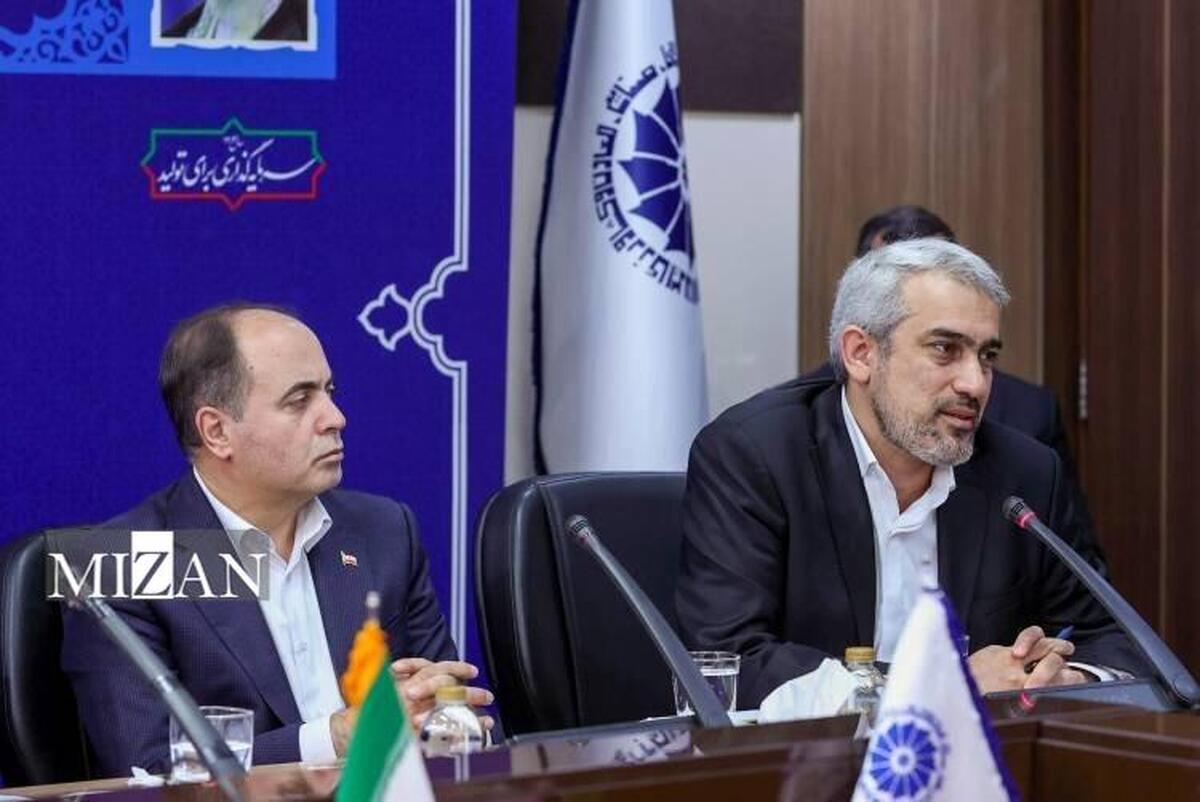 وزیر اقتصاد: دولت برای بهبود شرایط اقتصادی برنامه کوتاه‌مدت طراحی کرده است