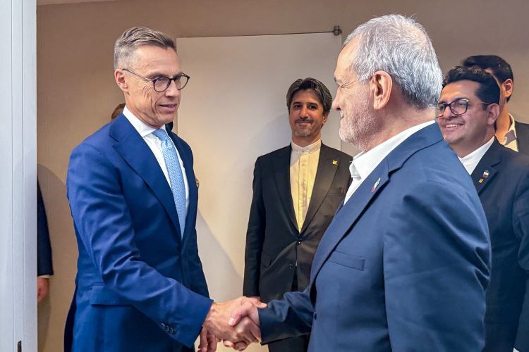 سفر رئیس جمهور به نیویورک؛ مسئول وضعیت فعلی کسانی هستند که از توافق برجام خارج شدند سفر رئیس جمهور به نیویورک؛ مسئول وضعیت فعلی کسانی هستند که از توافق برجام خارج شدند