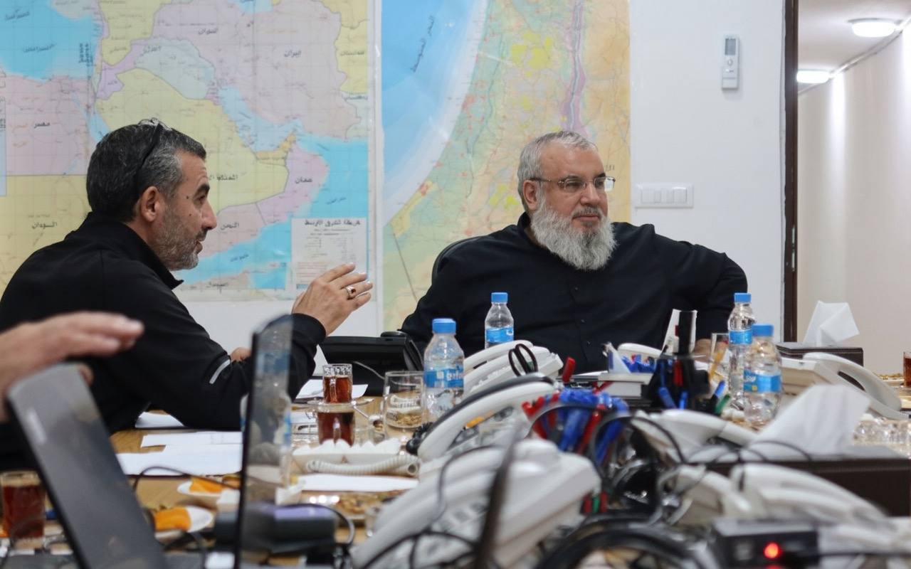 مراسم سالروز شهادت سیدحسن نصرالله؛ حضور گسترده مردم در مناطق مختلف لبنان مراسم سالروز شهادت سیدحسن نصرالله؛ حضور گسترده مردم در مناطق مختلف لبنان