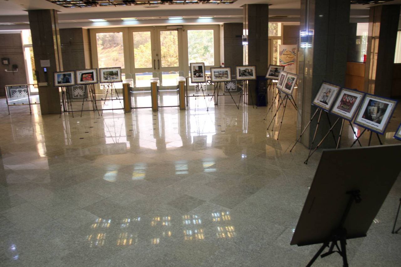 نمایشگاه «دفاع دنباله‌دار... دیروز و امروز، همواره پیروز» در آرشیو ملی ایران افتتاح شد