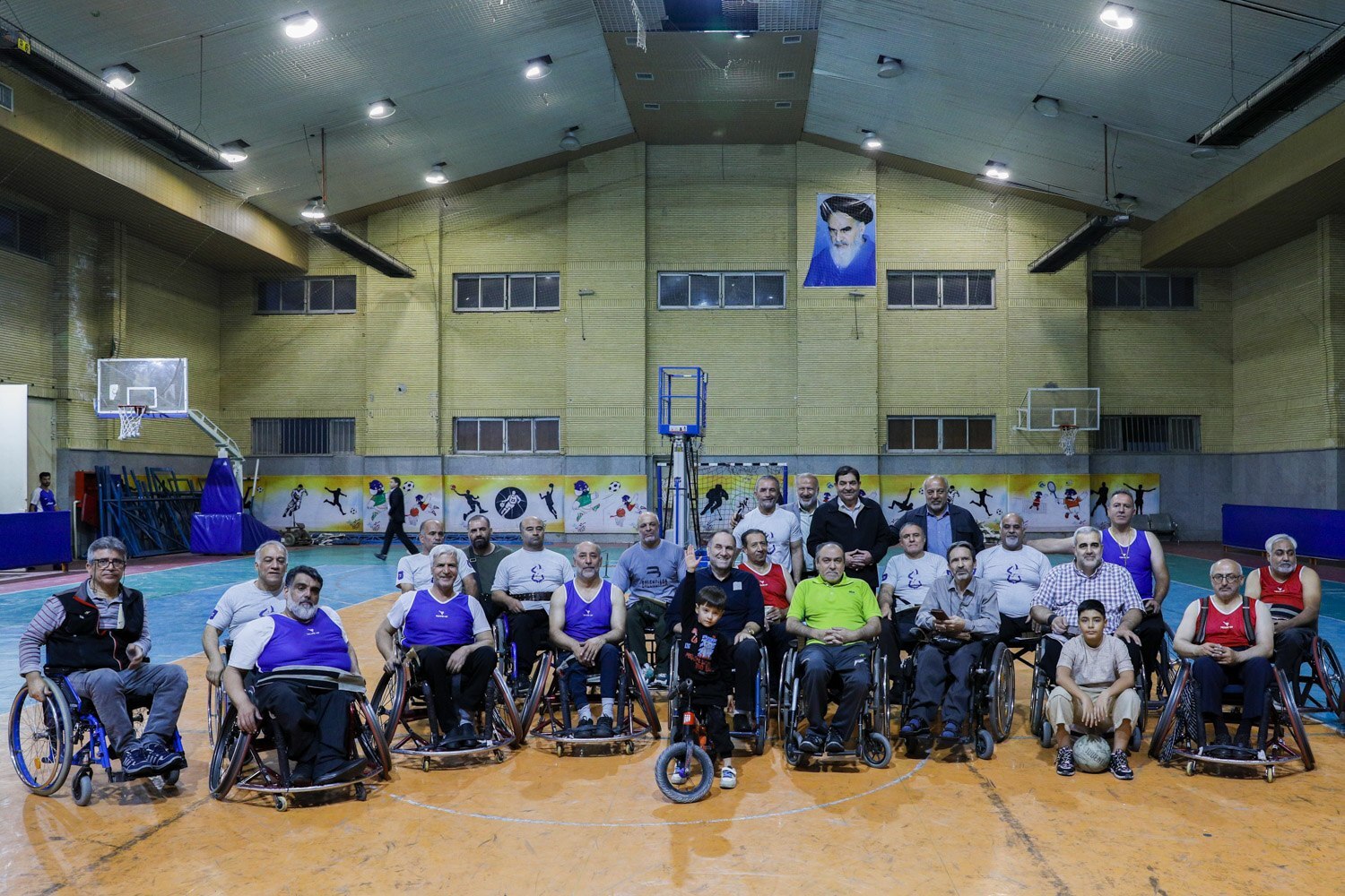 مخبر: اتحاد و همدلی ملت ایران در نبرد ۱۲ روزه دشمن را به زانو درآورد/ پدافند اصلی جمهوری اسلامی در برابر پیشرفته‌ترین تجهیزات و سازمان‌های نظامی فرهنگ ایثار و جهاد است