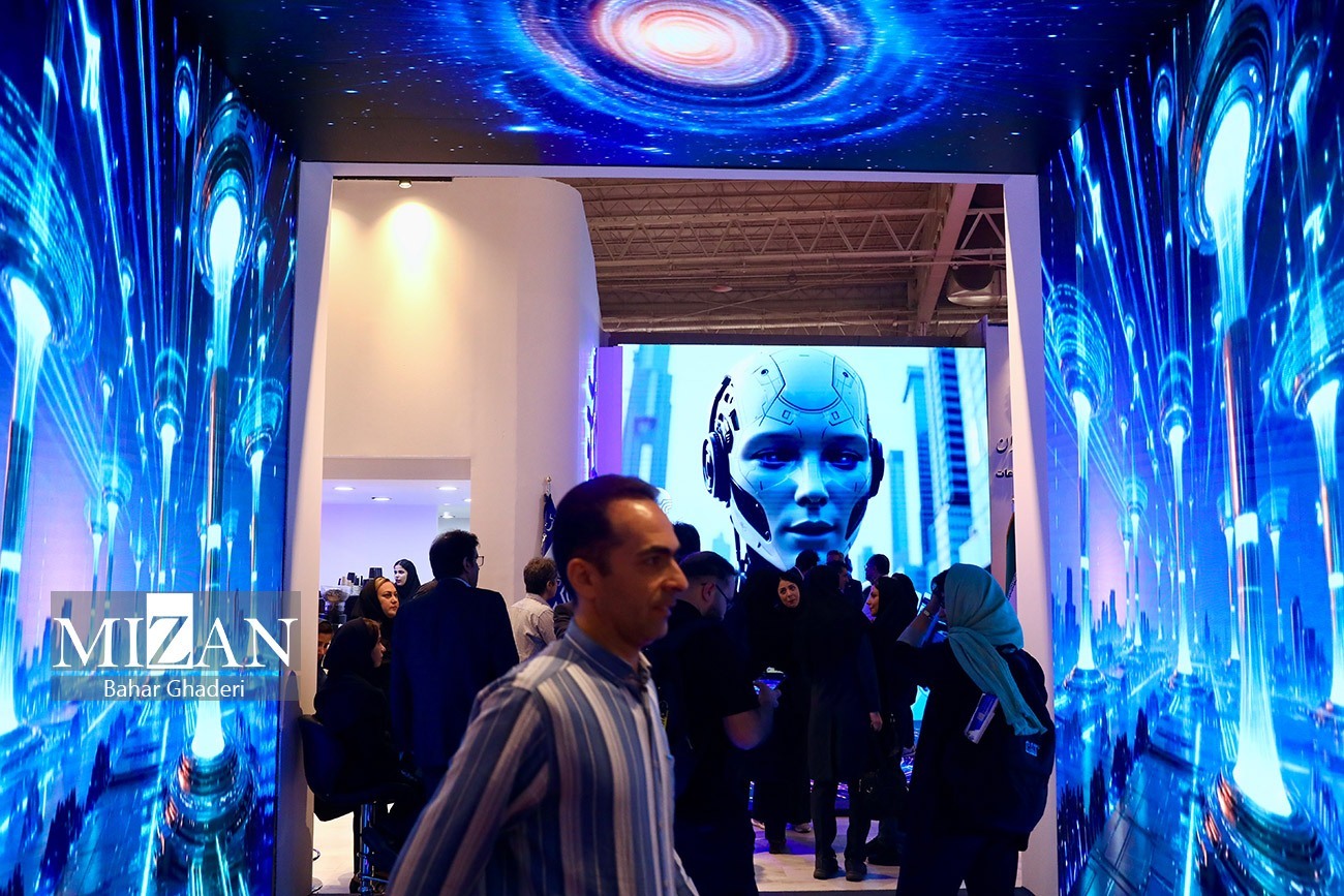 نمایشگاه الکامپ ۱۴۰۴؛ از حضور پررنگ خارجیها تا کاهش ایده شرکتها نمایشگاه الکامپ ۱۴۰۴؛ از حضور پررنگ خارجیها تا کاهش ایده شرکتها