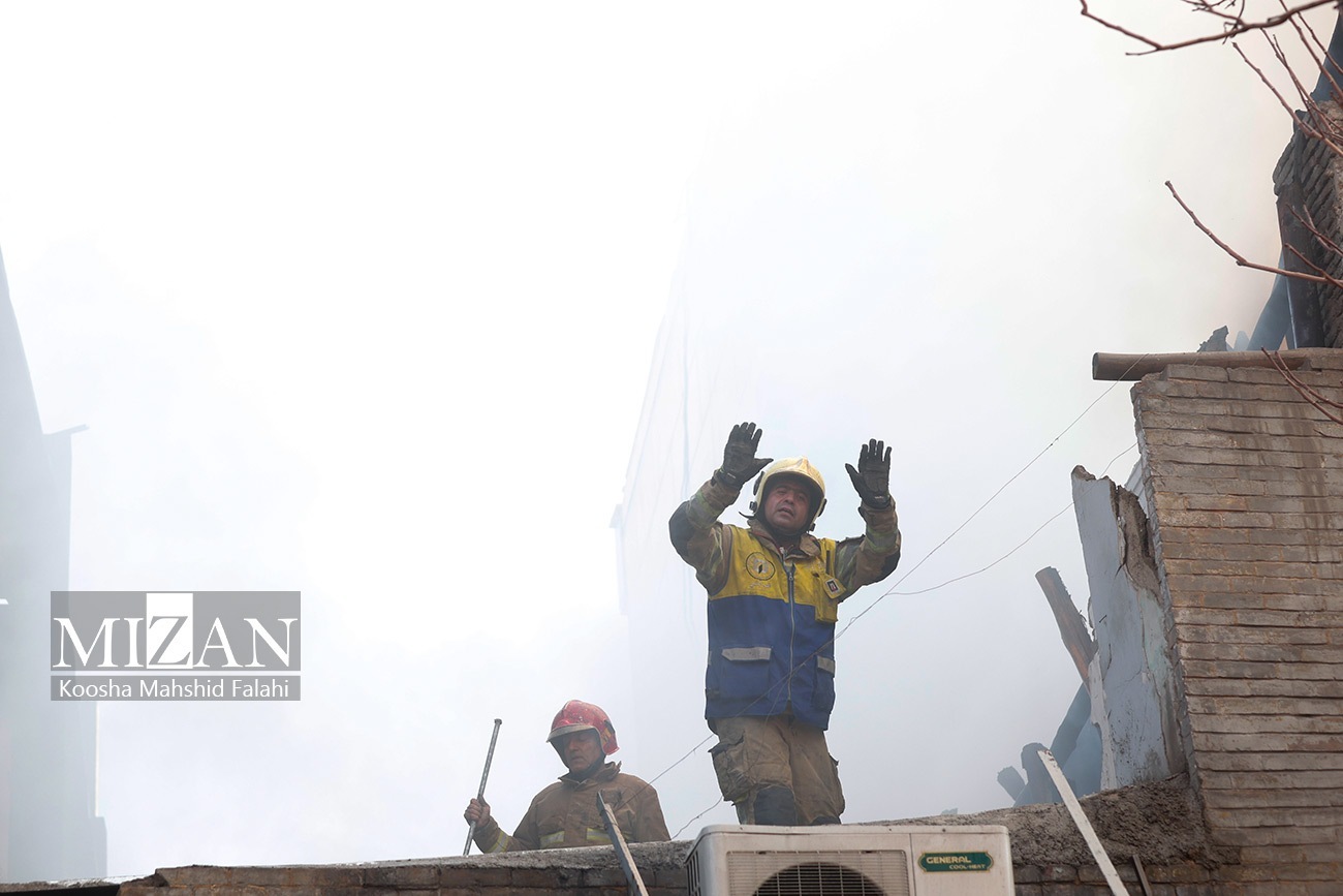 درددل‌های قهرمانانی که از آتش می‌‌گذرند؛ از سختی کاری که محاسبه نمی‌شود تا معیشت آتش‌نشانان