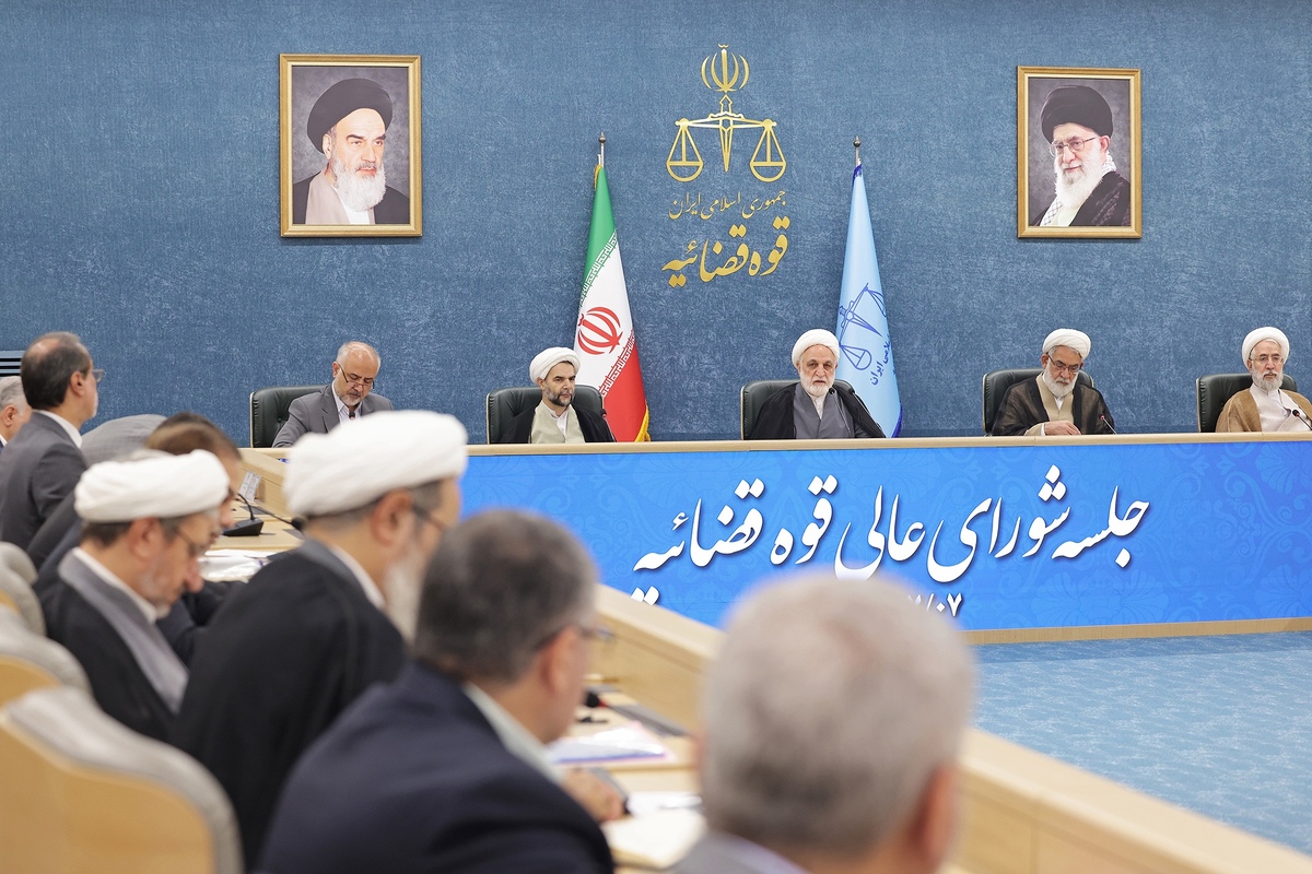 هشدار رئیس قوه قضاییه به عناصر و عوامل مخدوش‌کننده امنیت روانی مردم که در شرایط فعلی کشور، با اقدامات‌شان آب به آسیاب دشمن می‌ریزند