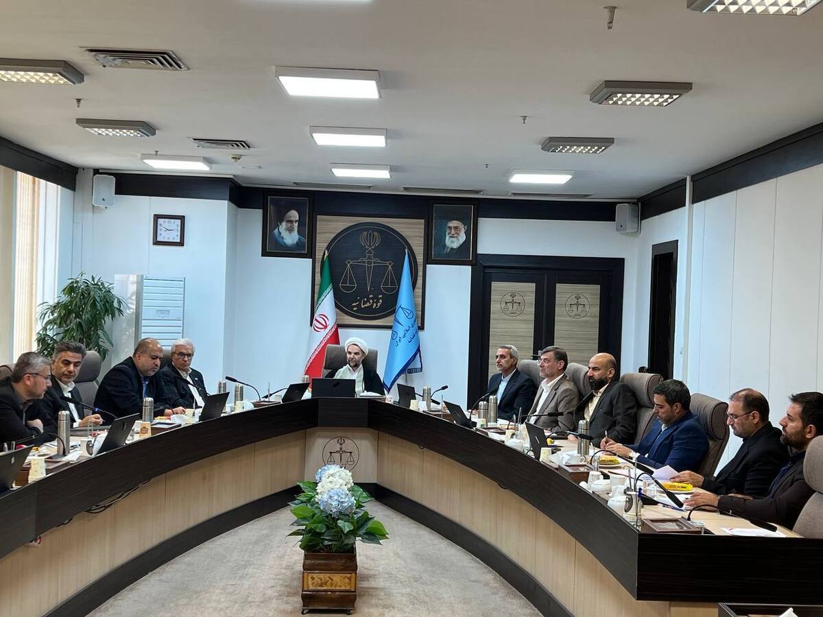 معاون اول قوه قضاییه: دستگاه قضایی و مجموعه حاکمیت وظیفه دارند شرایط را به گونه‌ای مهیا کند که ریل‌گذاری مناسب برای تسهیل در سرمایه‌گذاری صورت گیرد