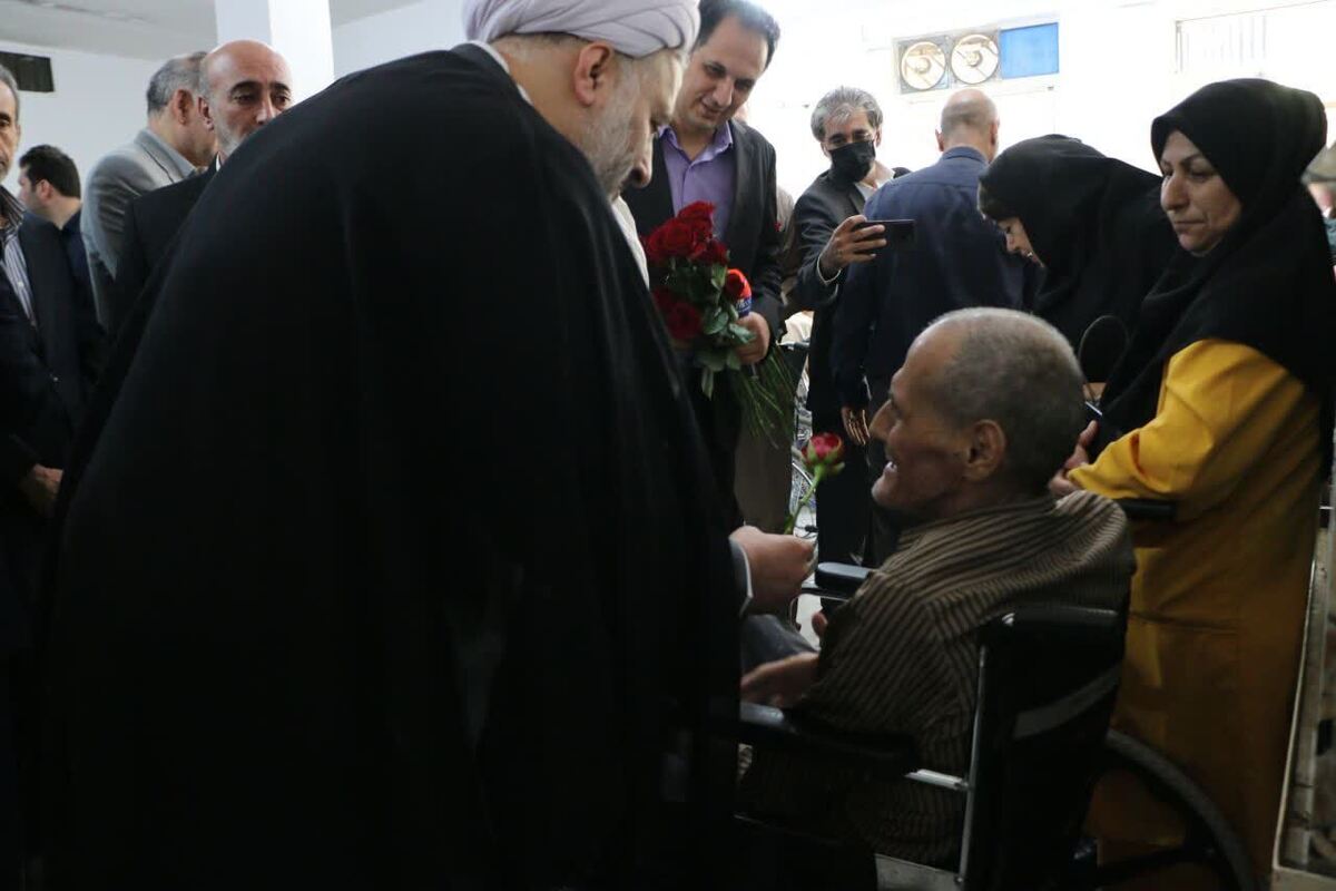 رئیس کل دادگستری لرستان: تکریم سالمندان نه‌تنها یک وظیفه انسانی و اجتماعی، بلکه از اصول بنیادین عدالت اجتماعی است