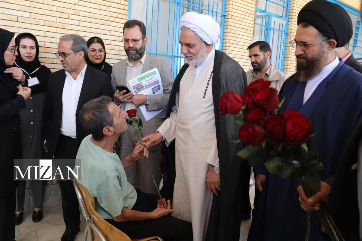رئیس کل دادگستری استان کرمان از سرای سالمندان هوتک بازدید کرد