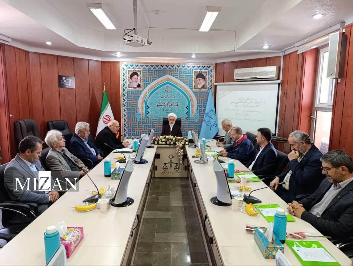 مراسم تحلیف کارآموزان کارشناسان رسمی دادگستری اردبیل برگزار شد