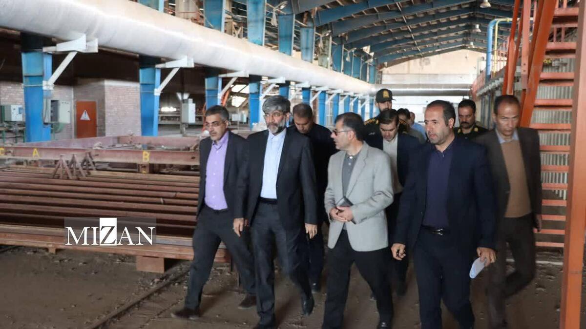 رئیس کل دادگستری آذربایجان از کارخانه راکد تمام اتوماتیک آجرسفال گرگین چایپاره بازدید کرد