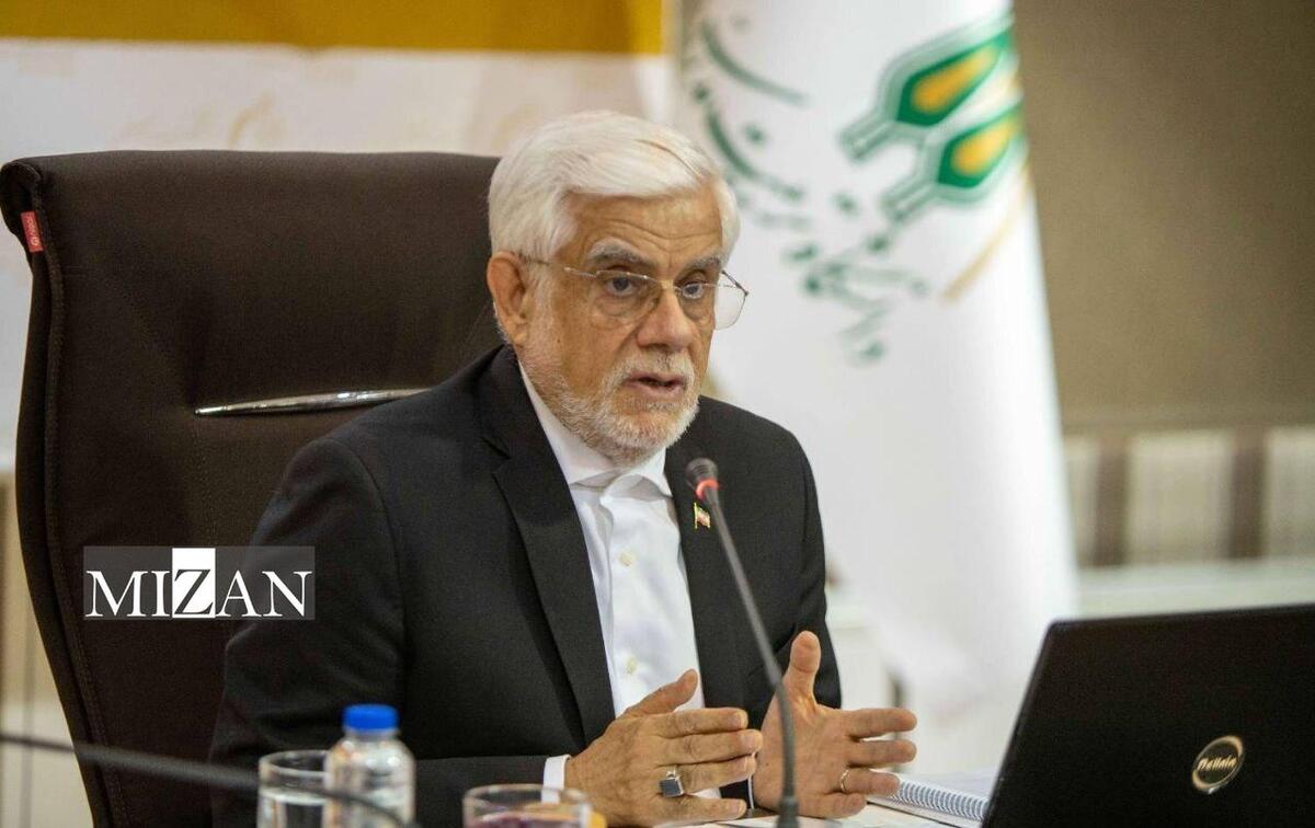 عارف: بخش پزشکی عملکرد خود را در مسیر استفاده از فناوری‌های راهبردی بهبود دهد