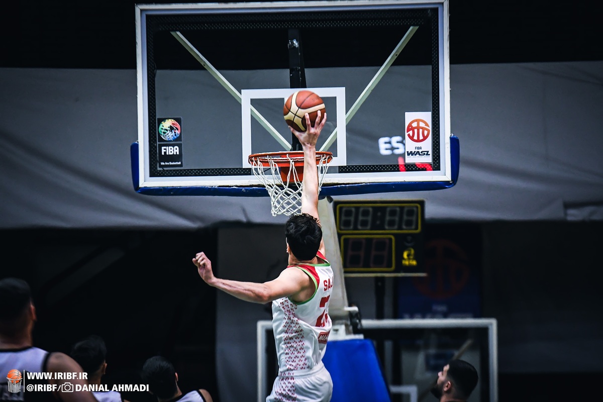 کیانی: آینده بسکتبال در گرو سرمایه‌گذاری روی نسل جوان است/ باید پشتوانه‌ای قدرتمند و پویا بسازیم