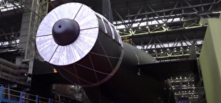 روسیه زیردریایی با توان حمل سلاح اتمی به آب انداخت