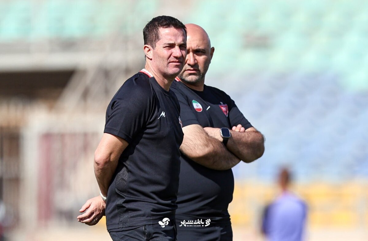 مجوز پزشکی مربیان پرسپولیس صادر شد