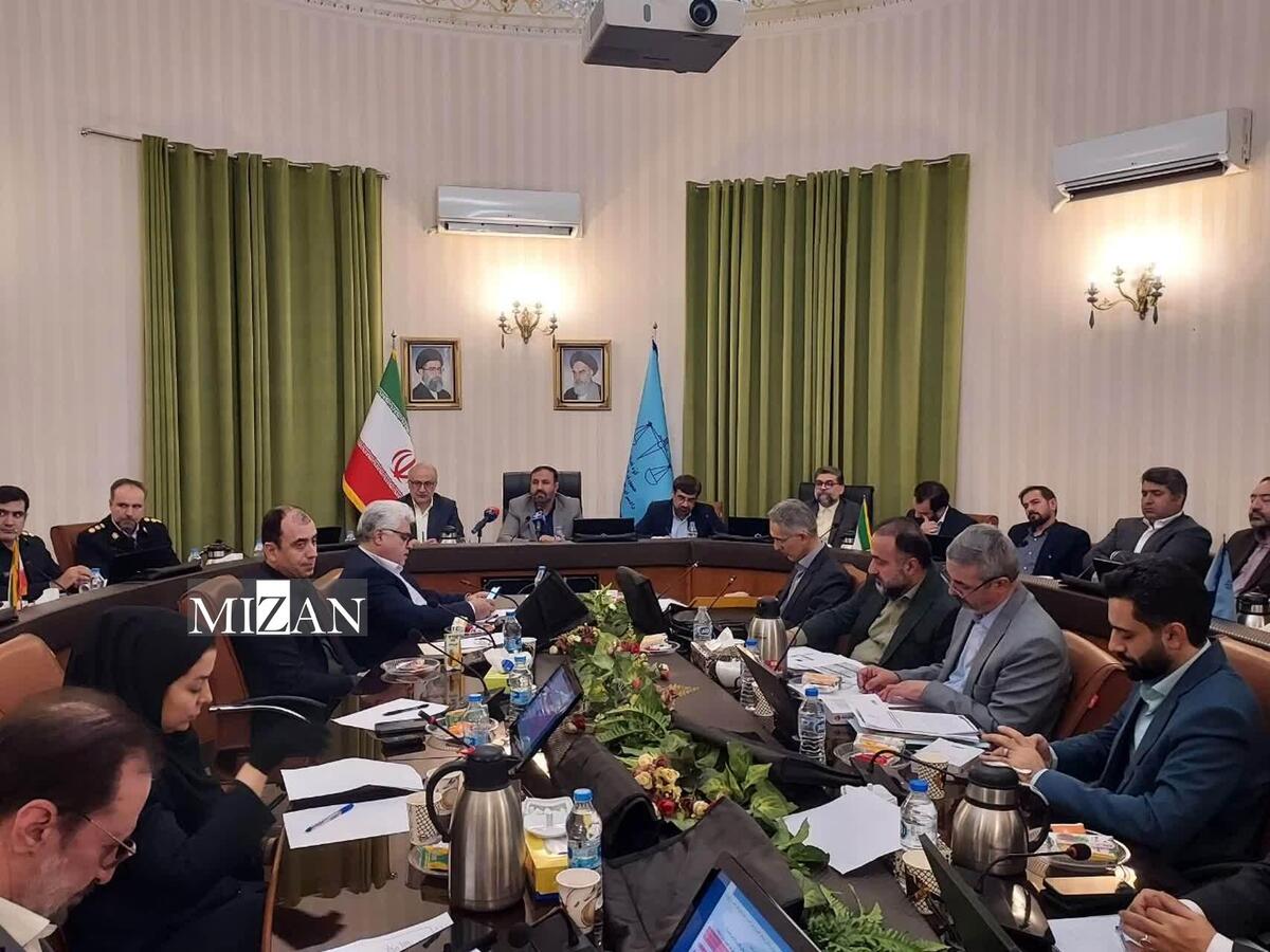 دادستان تهران: وزارت نفت نسبت به ارتقای استاندارد و کیفیت سوخت اقدام کند/ برخورد قانونی با ترک فعل مدیران در اجرای قانون هوای پاک