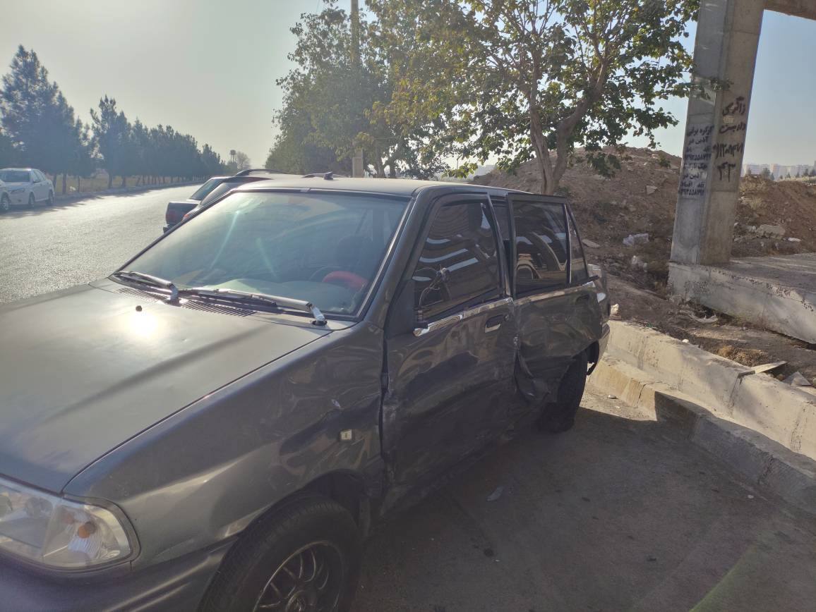 ۱۵ مصدوم در تصادف سه خودرو سرویس مدارس در خیابان سبزدشت ۱۵ مصدوم در تصادف سه خودرو سرویس مدارس در خیابان سبزدشت