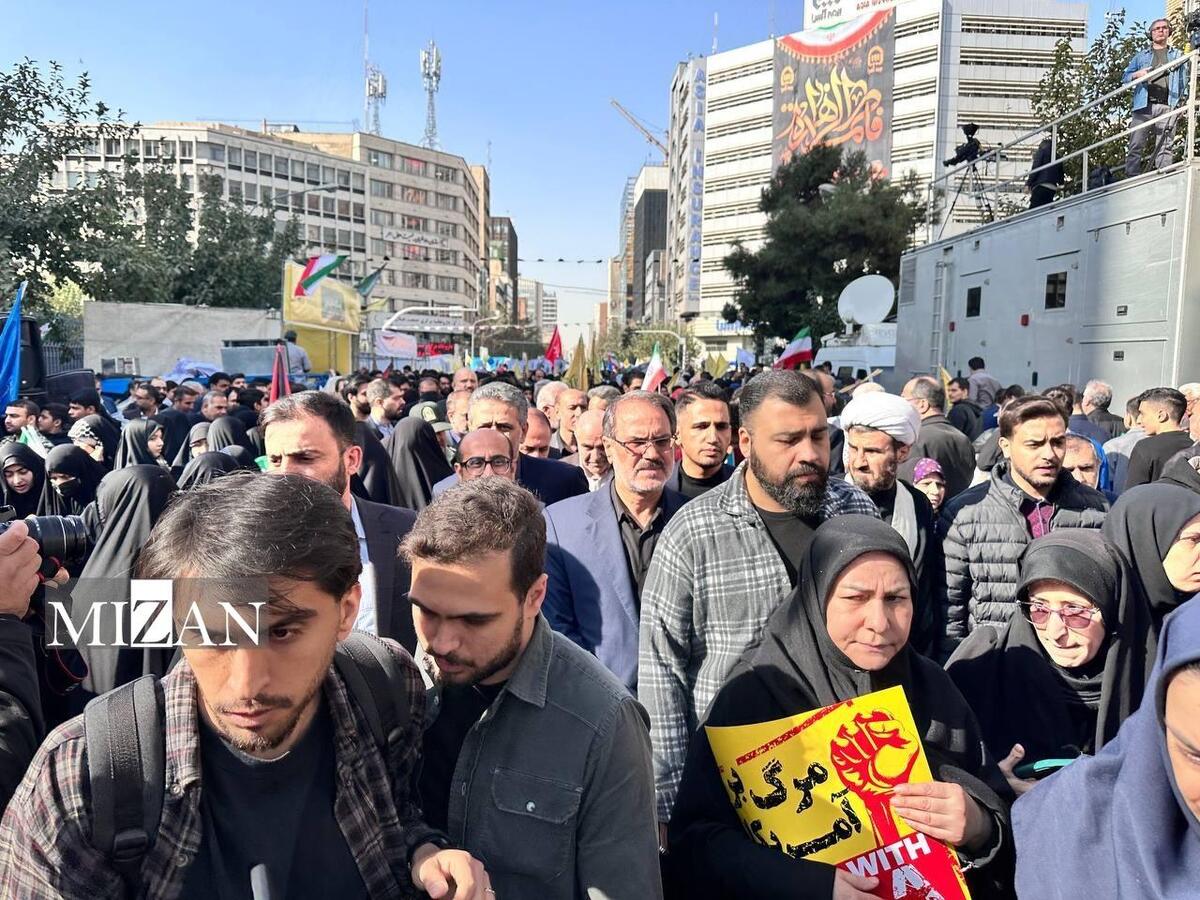 استکبار جهانی دشمن استقلال ملت‌هاست/ ایستادگی ملت‌ها تنها راه مقابله با استکبار جهانی است